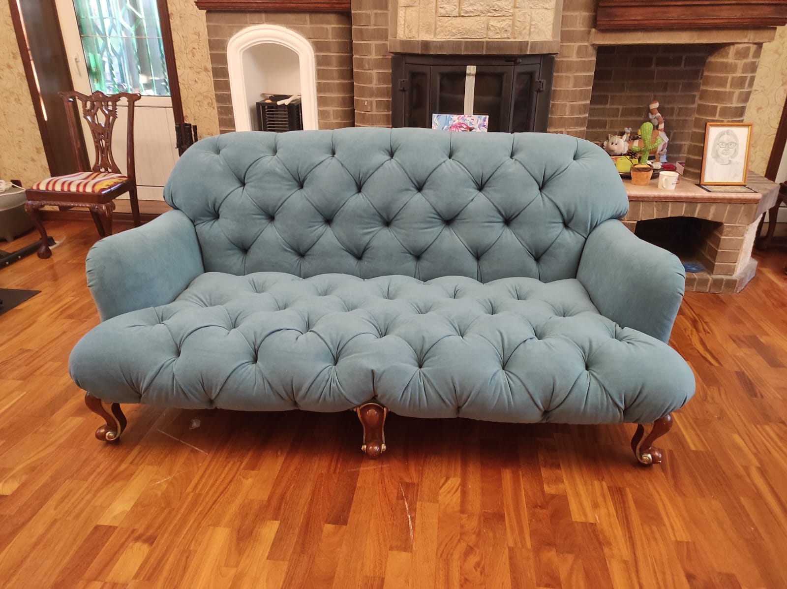 Перетяжка дивана. Каменское