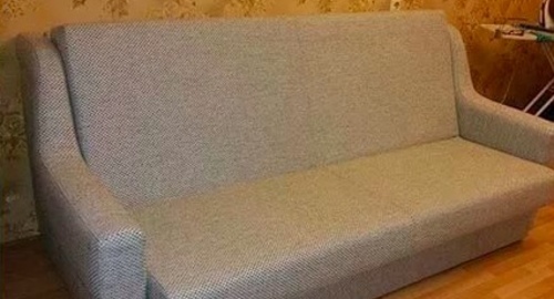 Перетяжка дивана. Каменское
